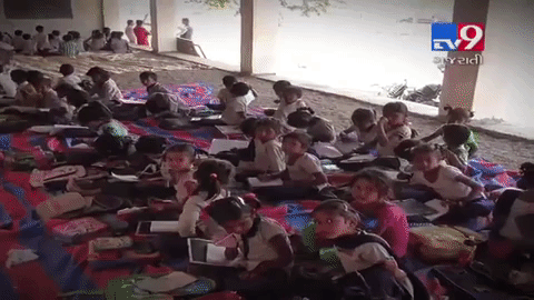 દેશનું એક મંદિર જ્યાં બાળકો આવે છે ભણવા માટે, કેમ? જુઓ VIDEO