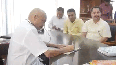 દેશના સૌથી જિદ્દી CM, આ CMનું દિલ હૈ કિ માનતા નહીં : જુઓ Video